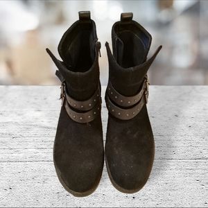 Clark's swansea grove black leather/suede boots size 9